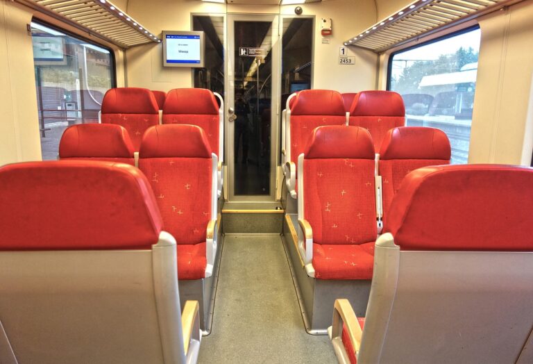 railway 2833970 1280 768x524